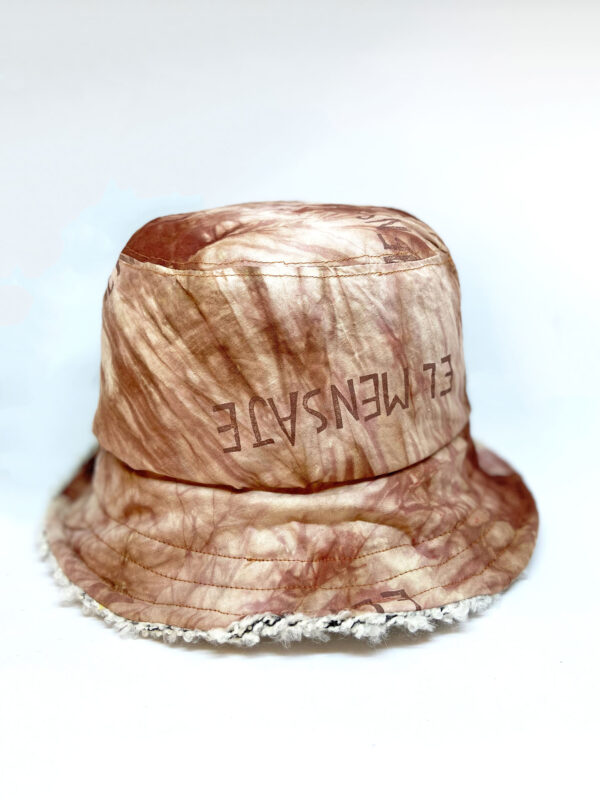 el mensaje bucket hat