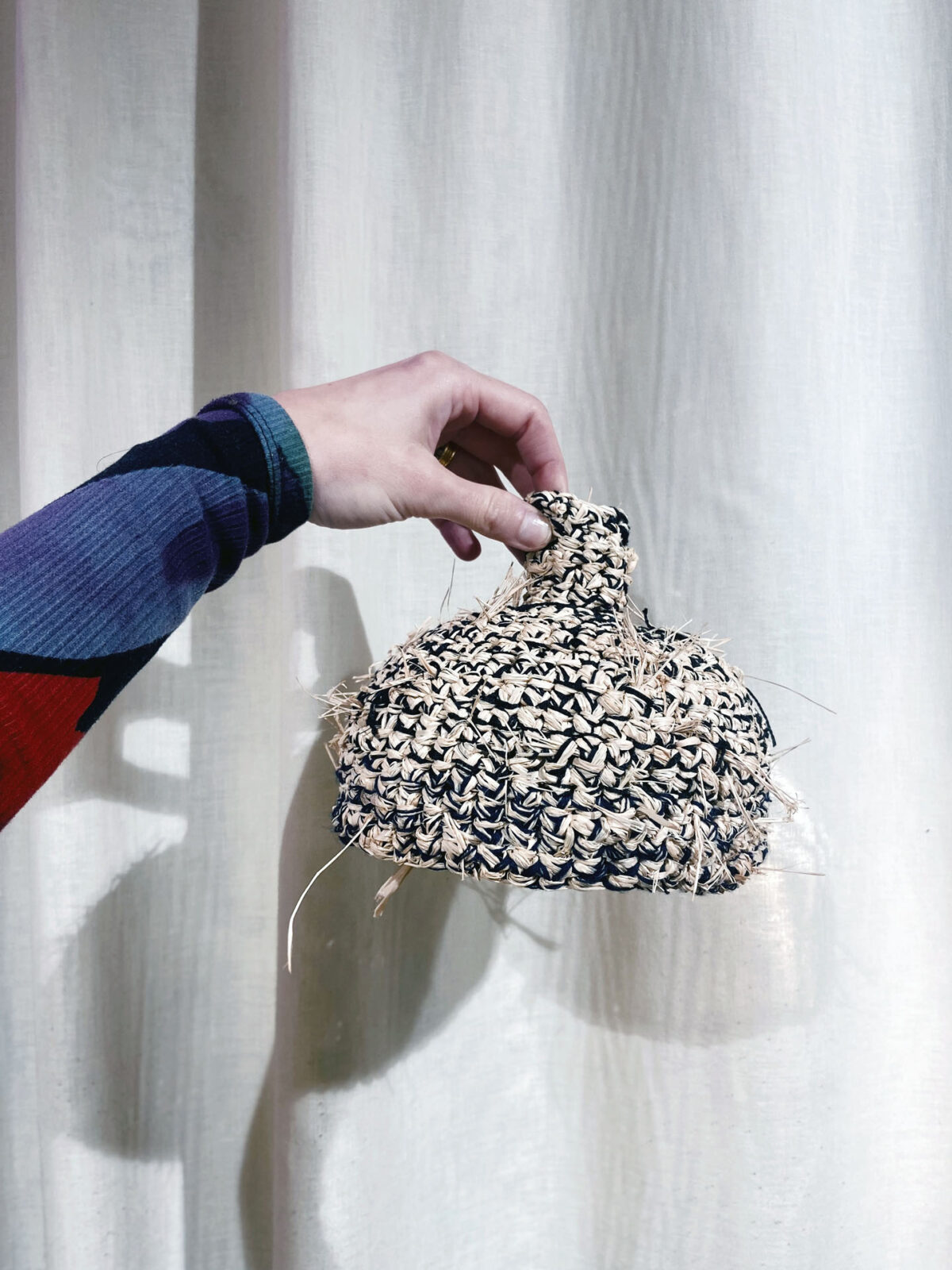 Salt and Pepper Funnel Raffia Capellino